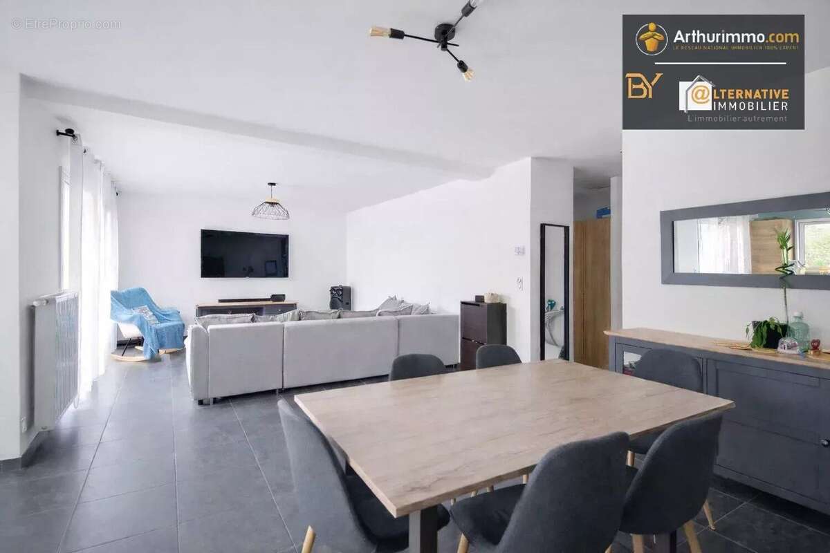 Maison à BRECE