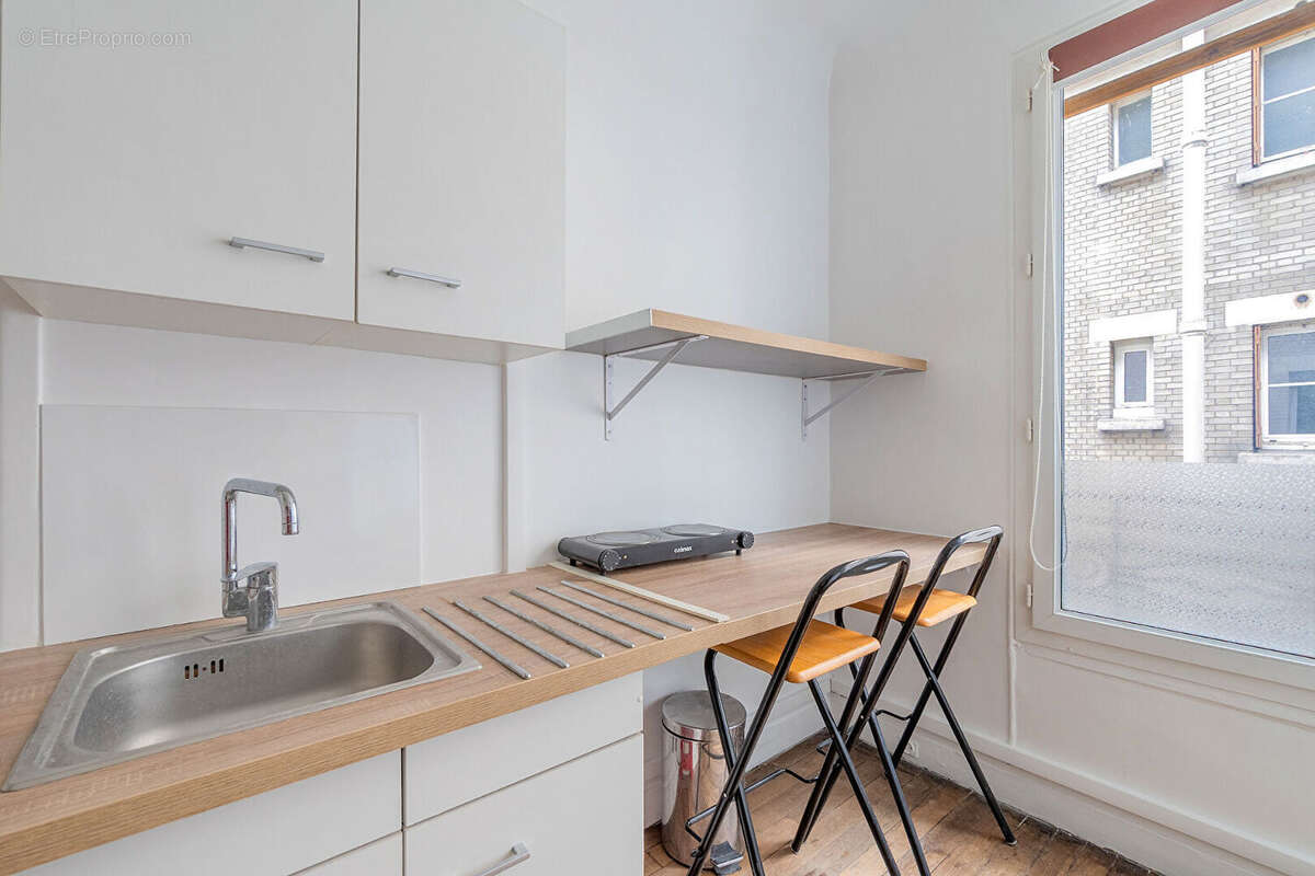 Appartement à PARIS-15E