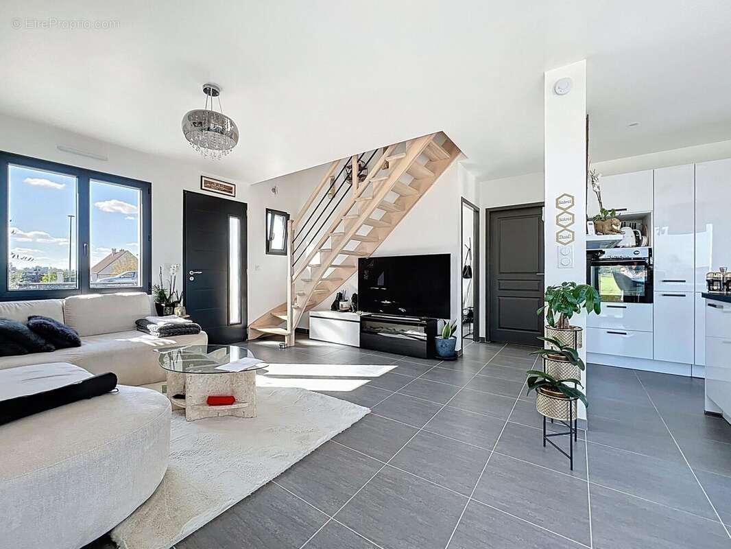 Maison à SAINT-DENIS-SUR-LOIRE