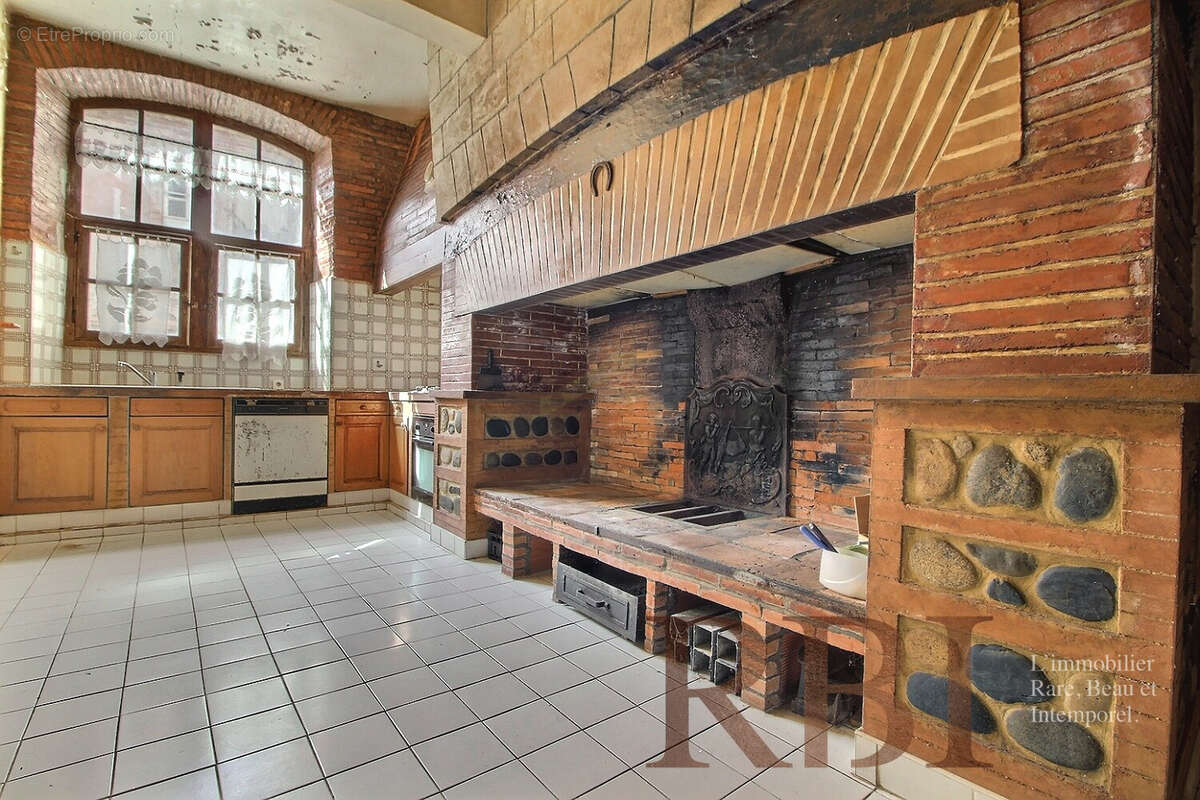 Maison à MONTESQUIEU-VOLVESTRE