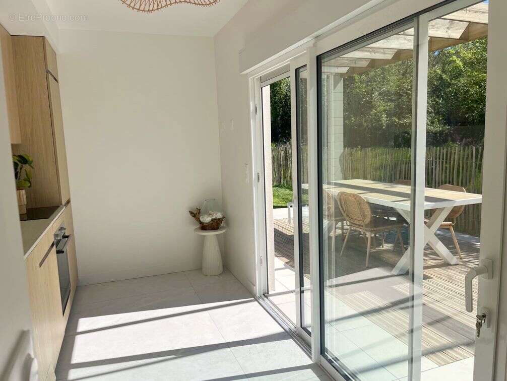 Maison à SAINT-GEORGES-DE-DIDONNE