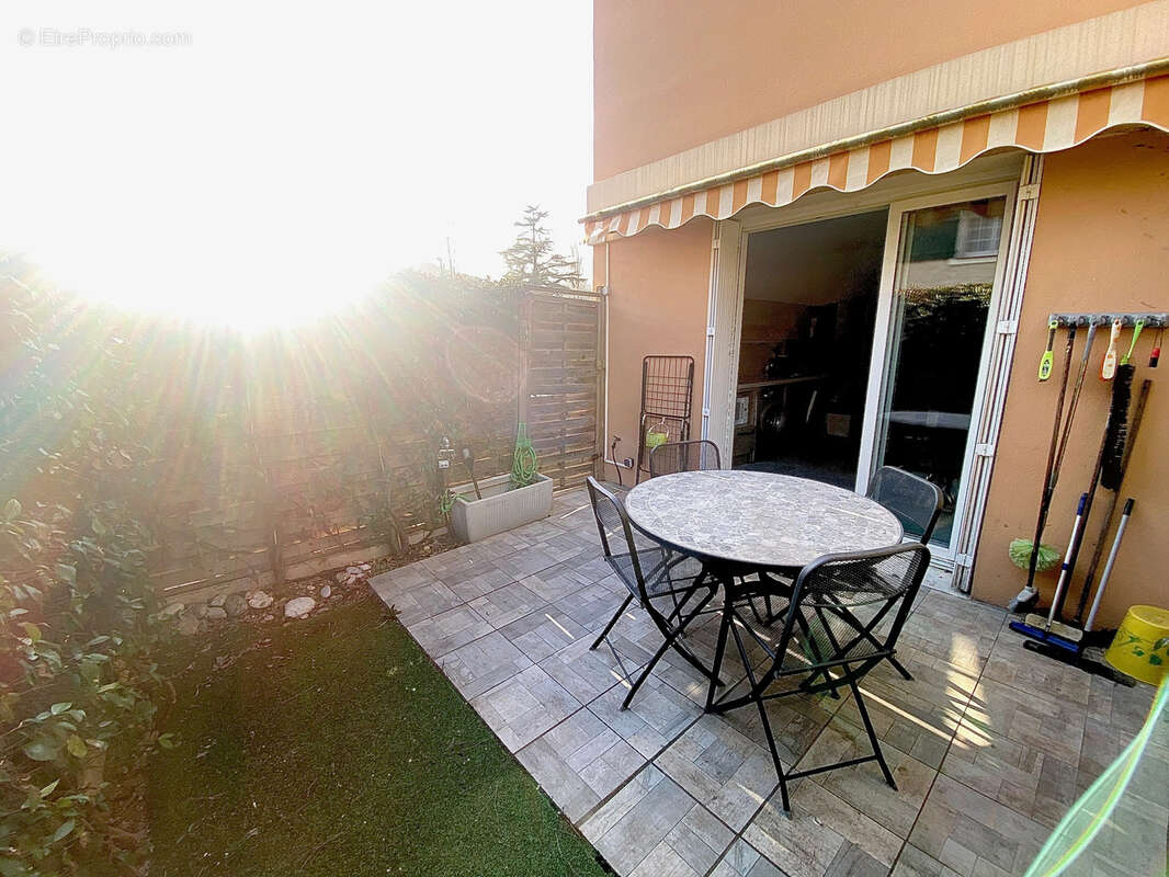 Appartement à VILLENEUVE-LOUBET