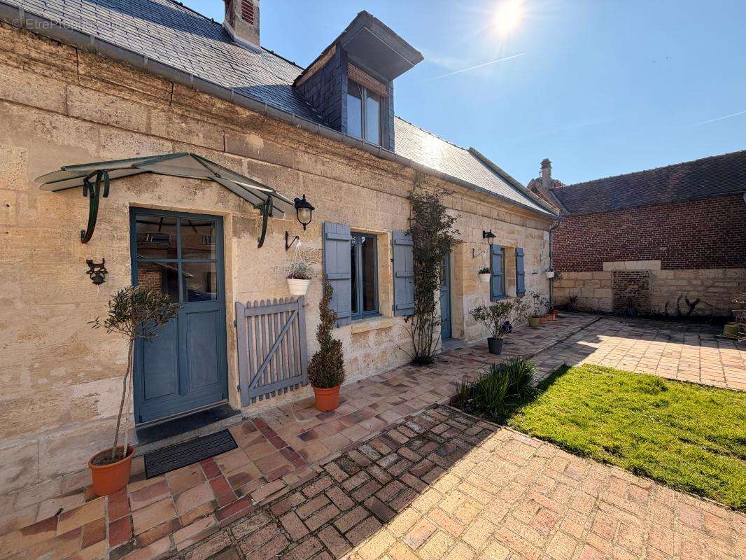 Maison à ELINCOURT-SAINTE-MARGUERITE