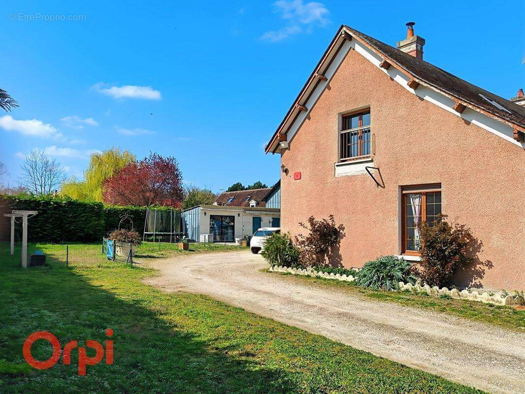 Maison à CHATILLON-SUR-CHER