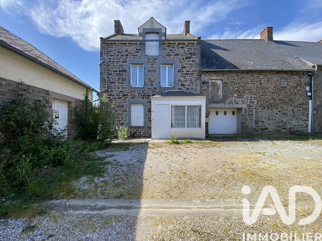 Photo 1 - Maison à LA VILLE-ES-NONAIS