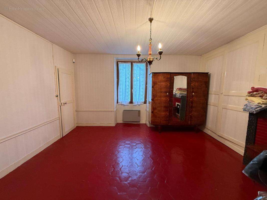 Maison à LIVERDY-EN-BRIE