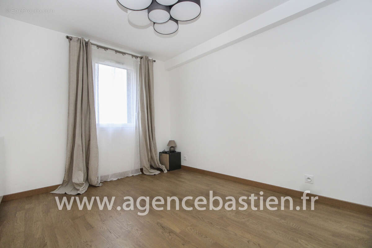 Appartement à FERNEY-VOLTAIRE