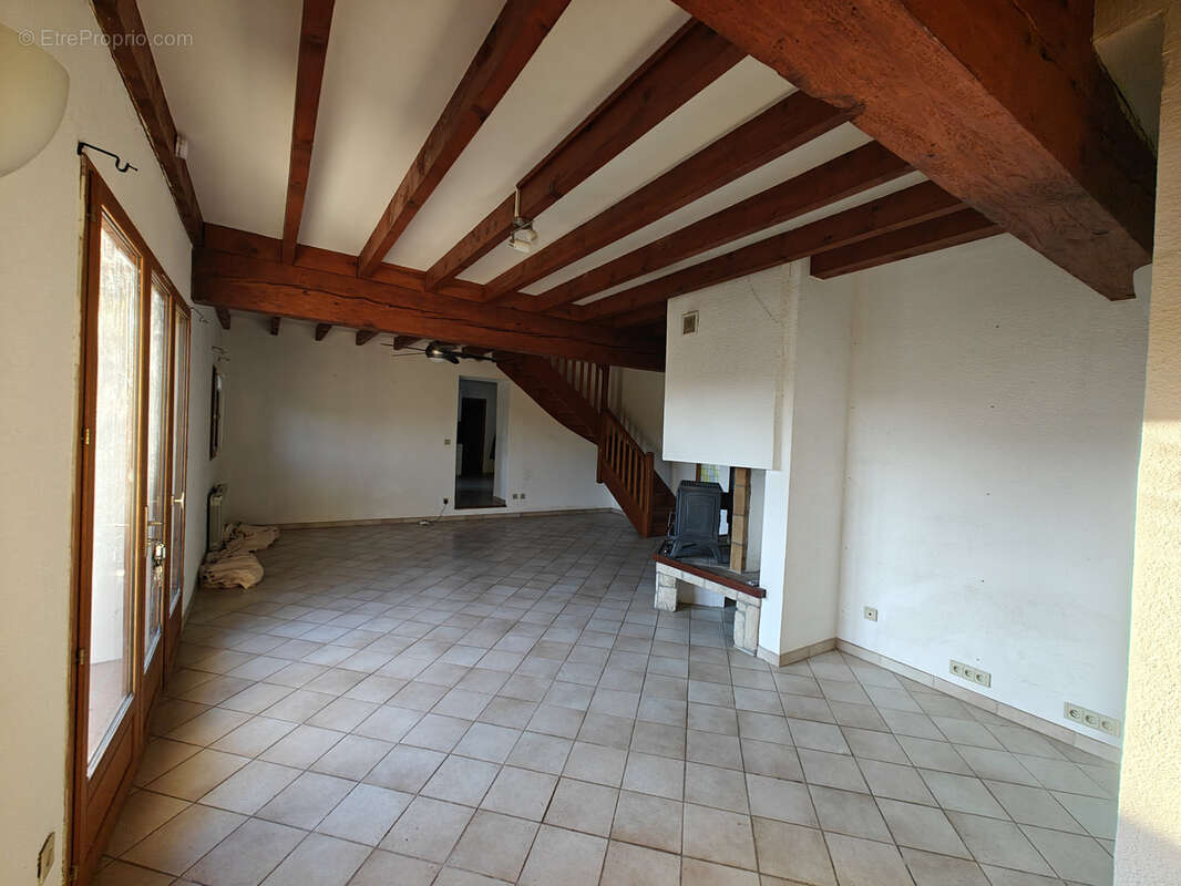 Maison à BELVEZE-DU-RAZES