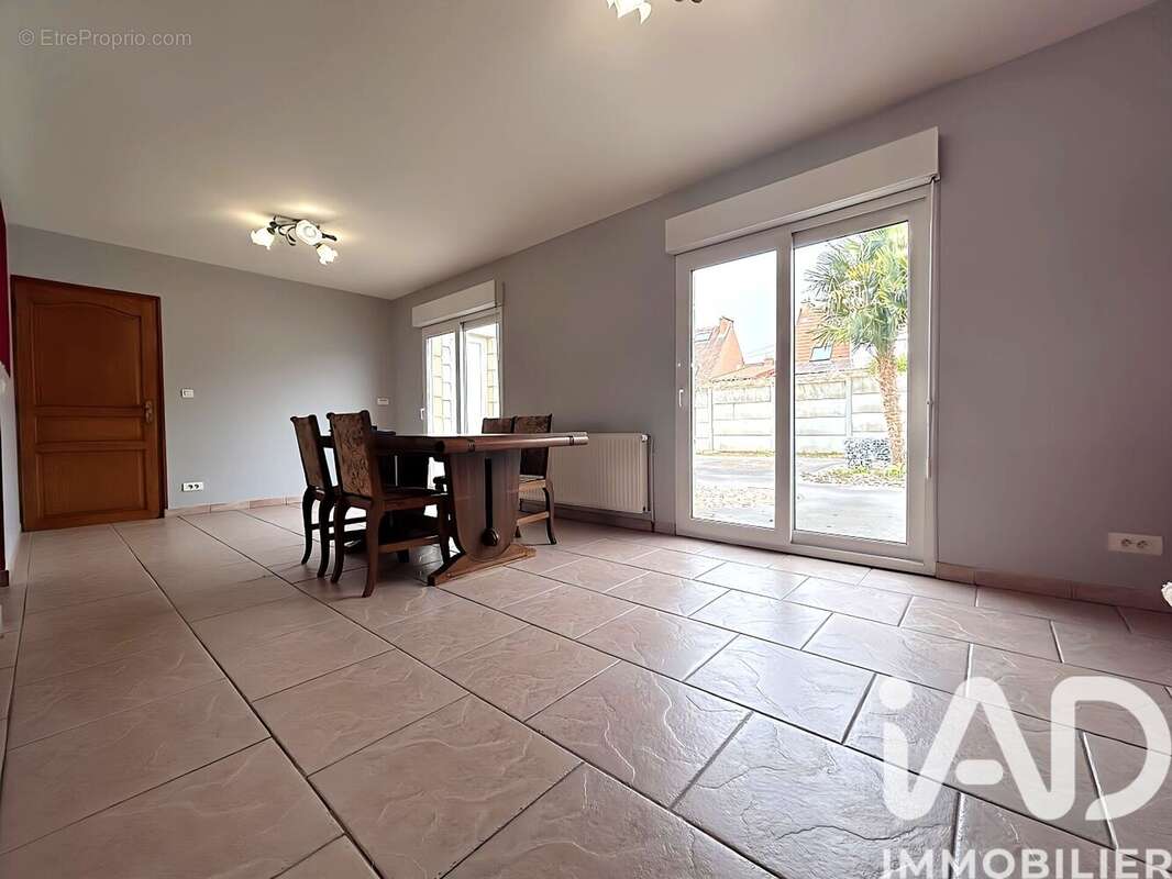 Photo 2 - Maison à BOUCHAIN