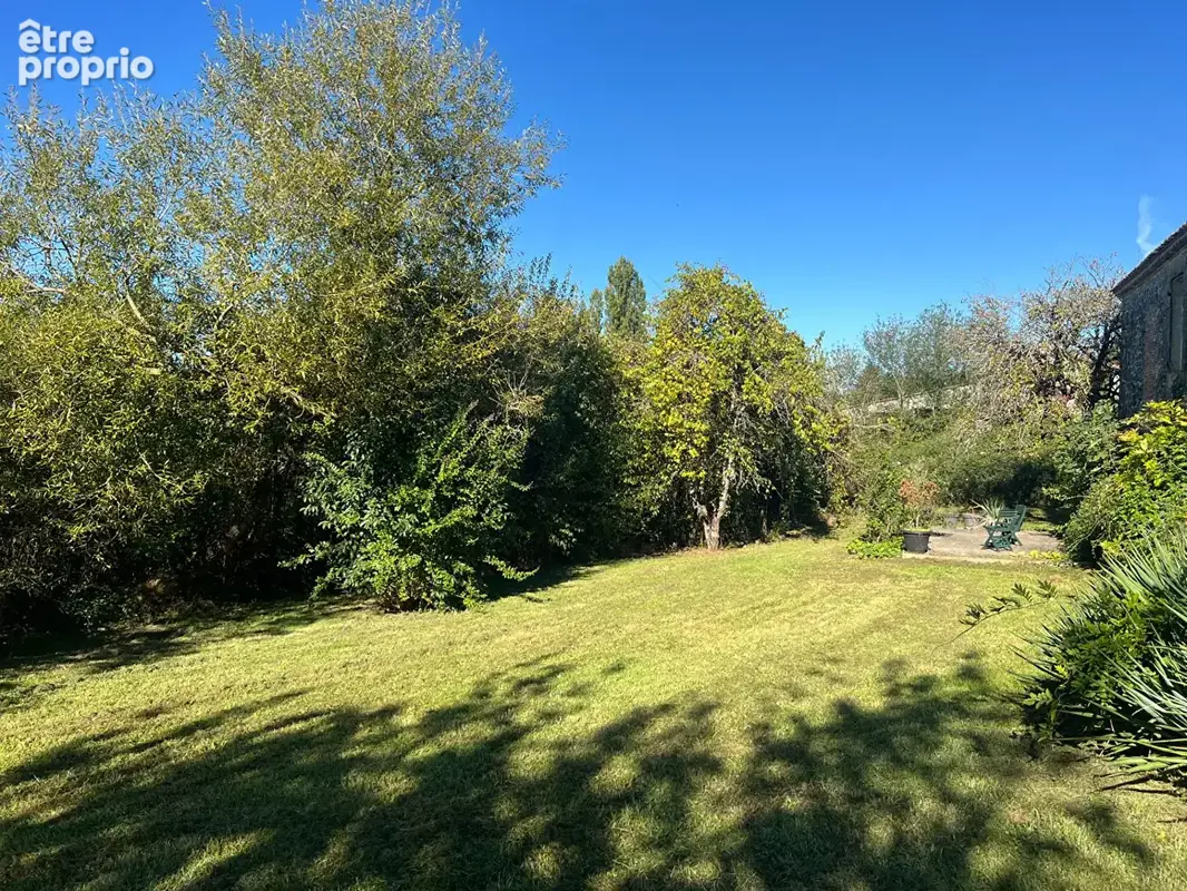Maison en pierre avec jardin, secteur Cancon - photo 12