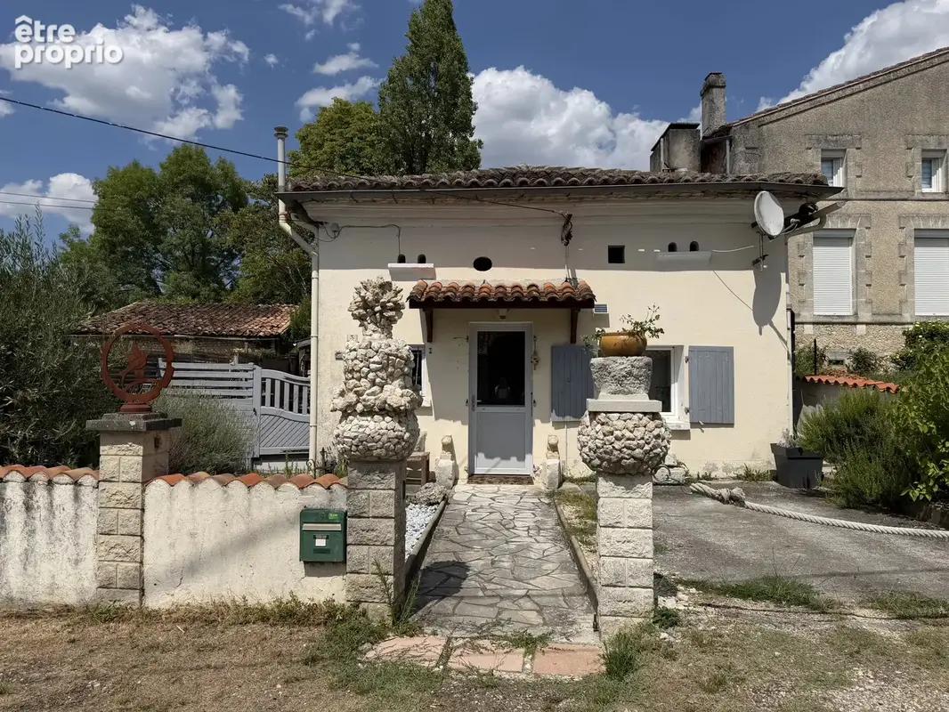 Appartement à CHALAIS