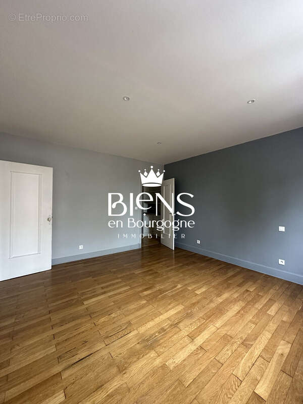 Vue de la chambre 1 - Appartement à LOUHANS