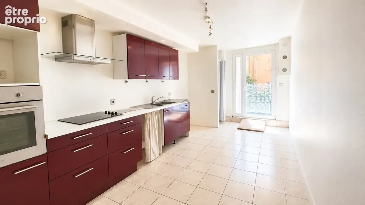 Villeneuve les Maguelone, appartement T3 de 68,30m2 avec cour privative. - photo 3