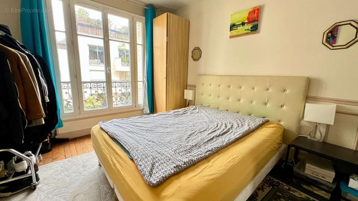 Appartement à NEUILLY-SUR-SEINE