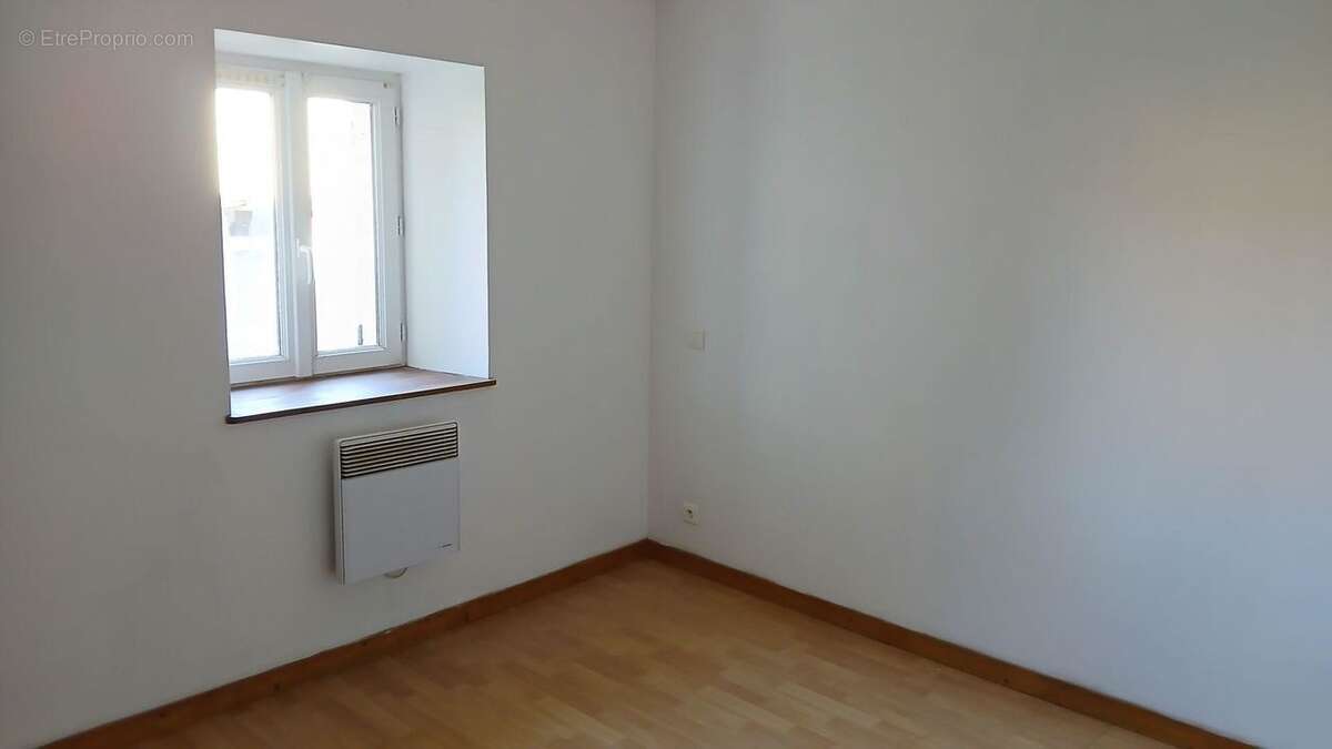 Maison à CHASSENEUIL-SUR-BONNIEURE