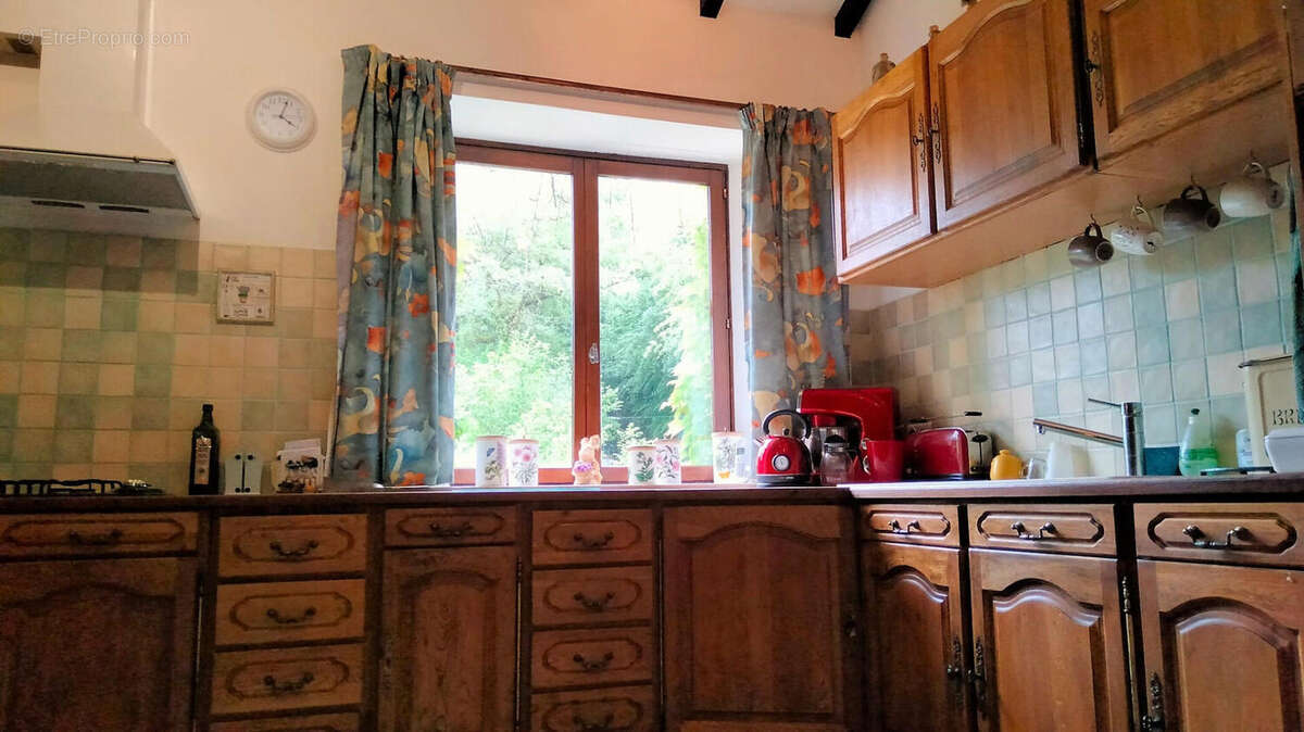 CUISINE - Maison à SAINT-CIERS-SUR-BONNIEURE