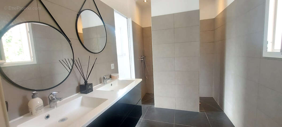 Maison à DRAGUIGNAN