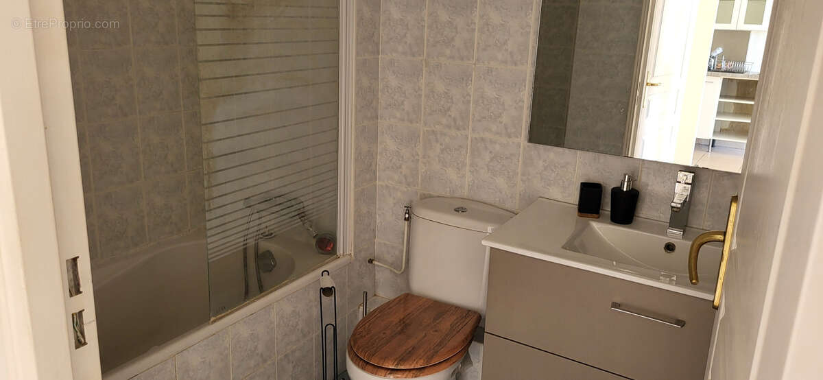 Appartement à VILLENEUVE-LOUBET