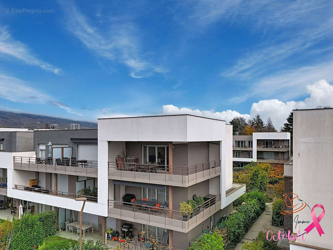 Appartement à SAINT-GENIS-POUILLY