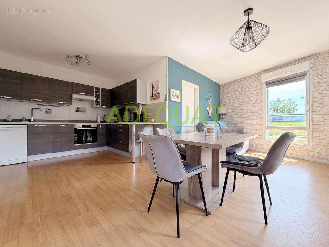 Appartement à L'ISLE-D'ABEAU