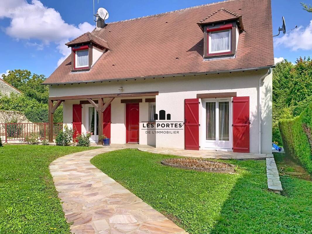 Maison à PRUNAY-SUR-ESSONNE