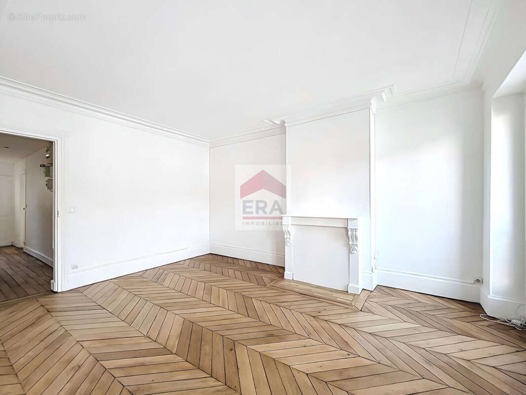 Appartement à SURESNES