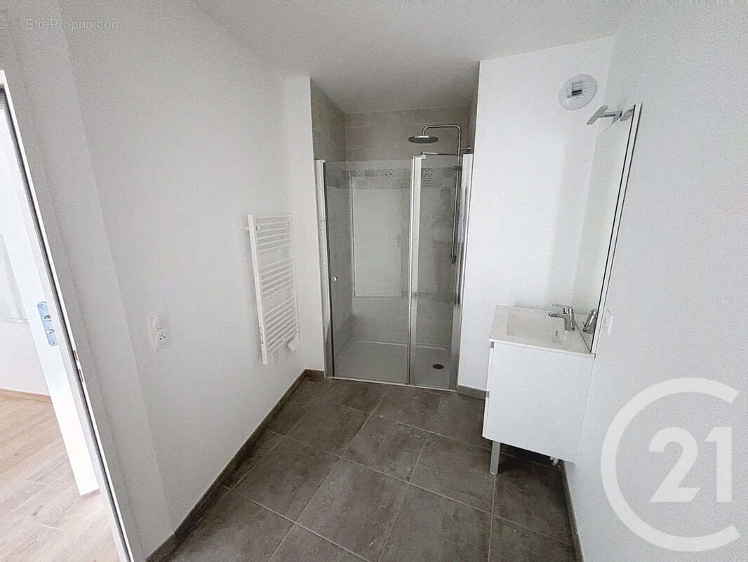 Appartement 70 m² à Epernay  - photo 5