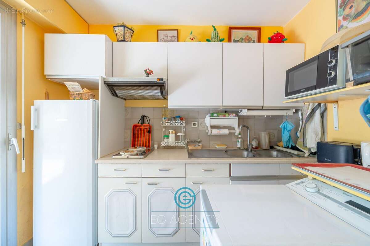 Appartement 43 m² à Marseille-8e  - photo 7