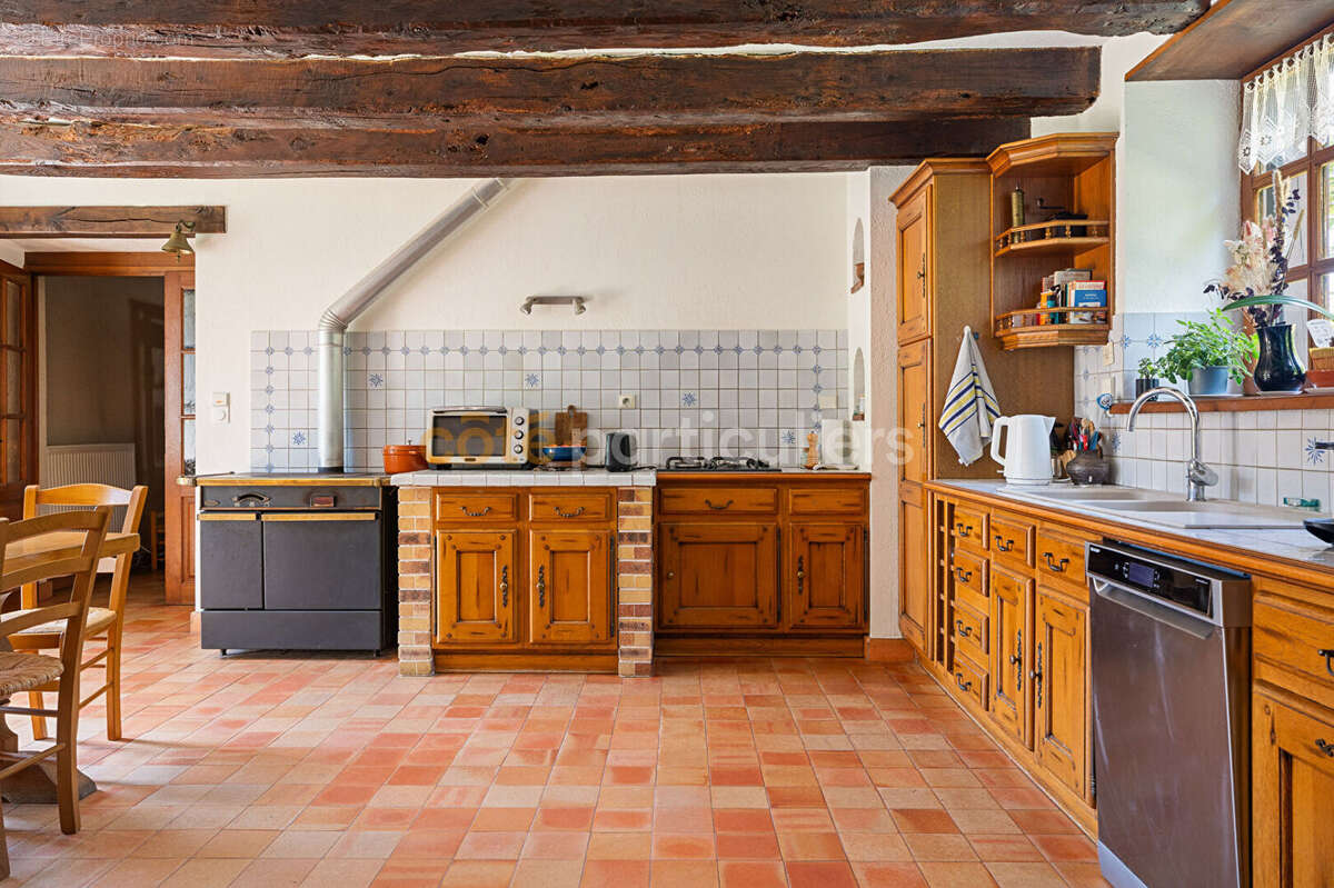 Propriété Saint Coulomb, bord de mer, 7 pièces 236 m2. Jardin paysager - photo 9
