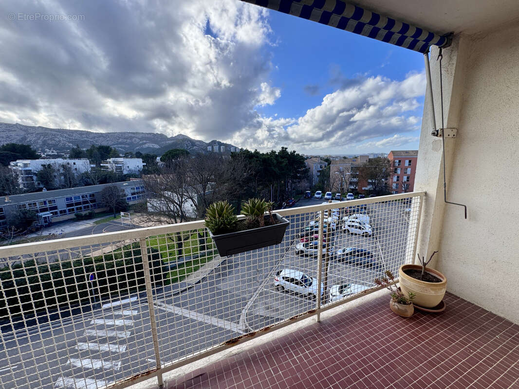 Appartement à MARSEILLE-9E