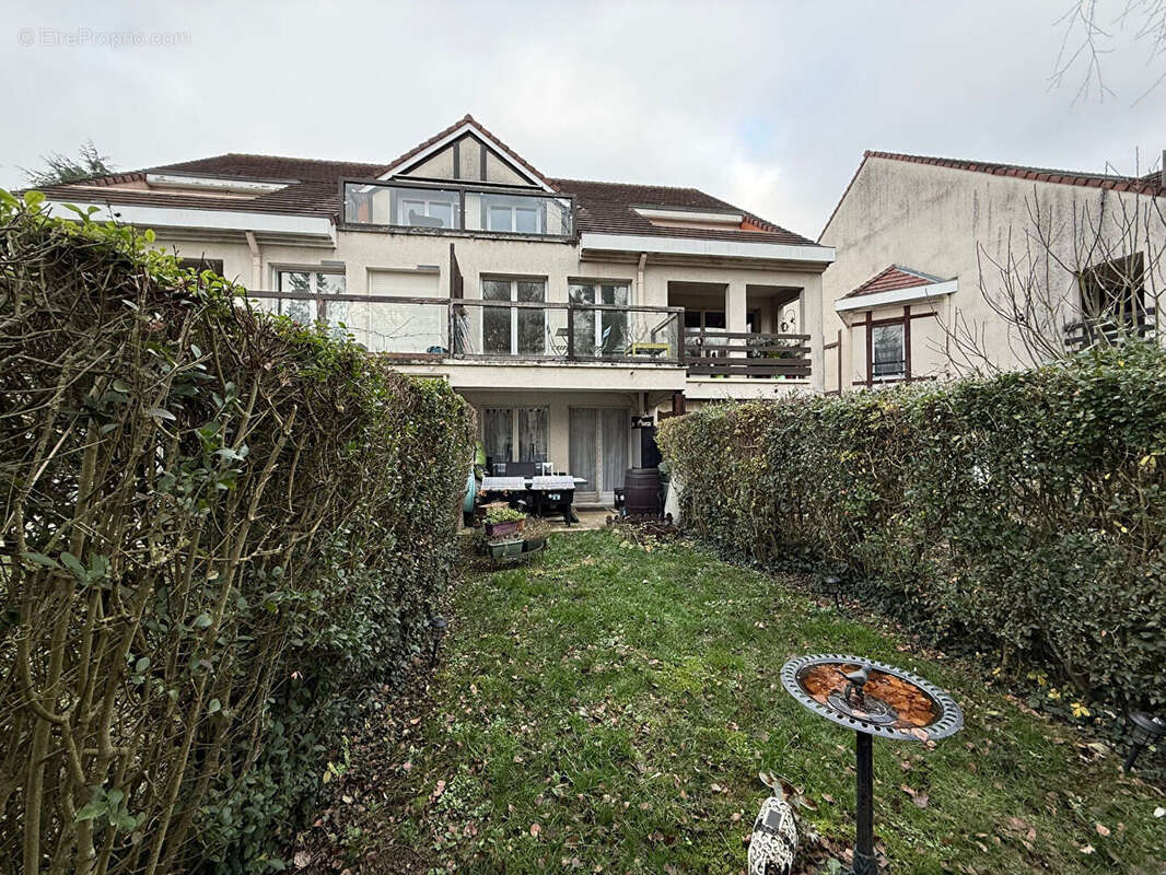 Appartement à SEUGY