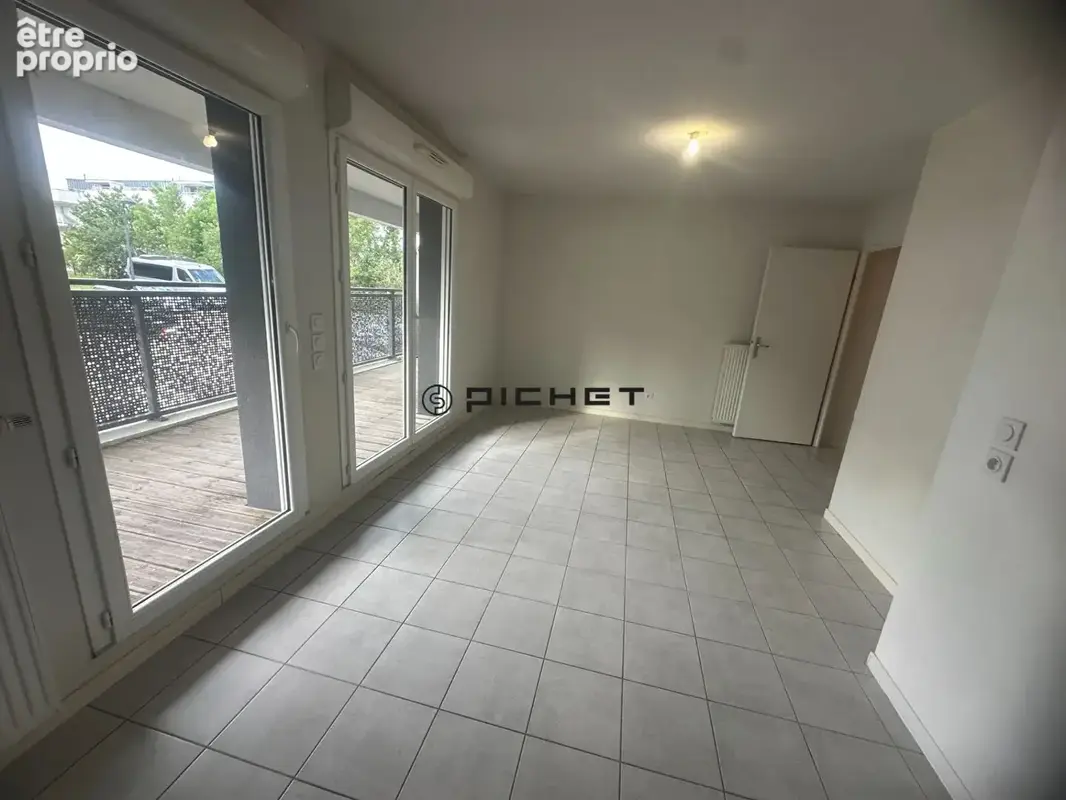 Villenave d'Ornon T2 de 43m² avec terrasse de12.5m² et parking privatif - photo 5