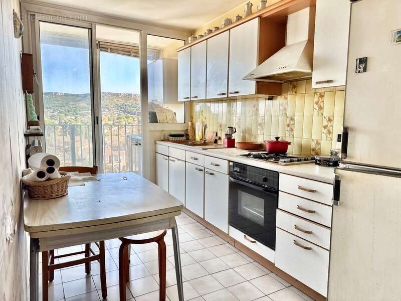 Appartement à ROGNAC