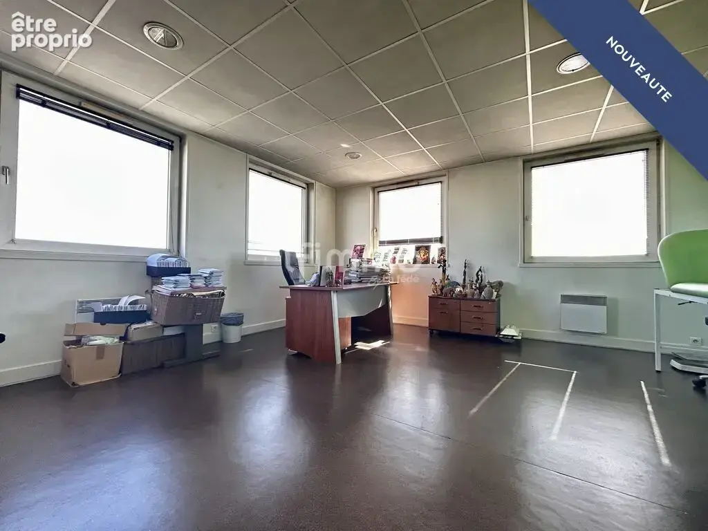 Bureaux 100m2 , gare de Bondy, 2e Étage, Ascenseur - photo 7