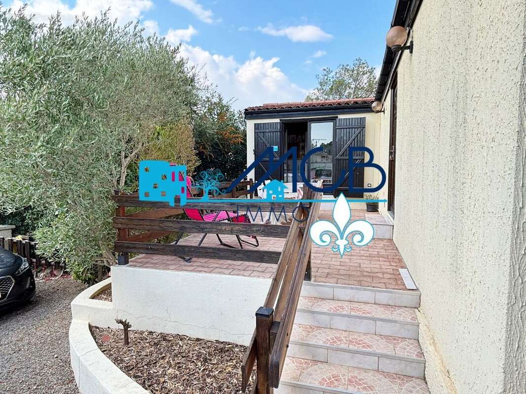 Maison à ROQUEBRUNE-SUR-ARGENS