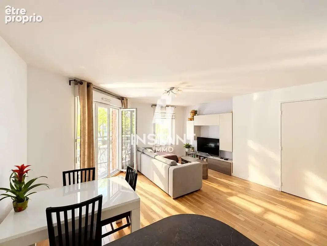 Appartement 3 pièces 65 m² à vendre à Creteil (94000) - photo 2