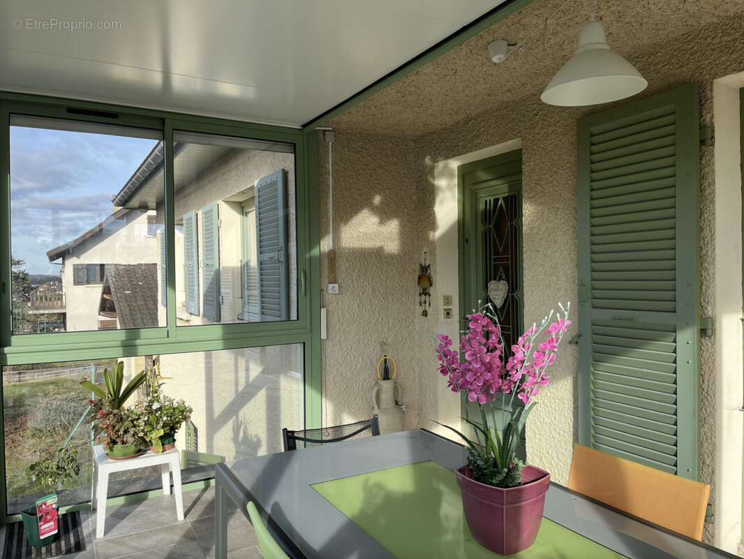 Maison à LA VERPILLIERE