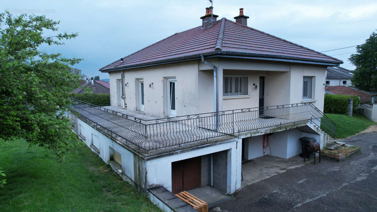 Maison à VALLEROY-LE-SEC
