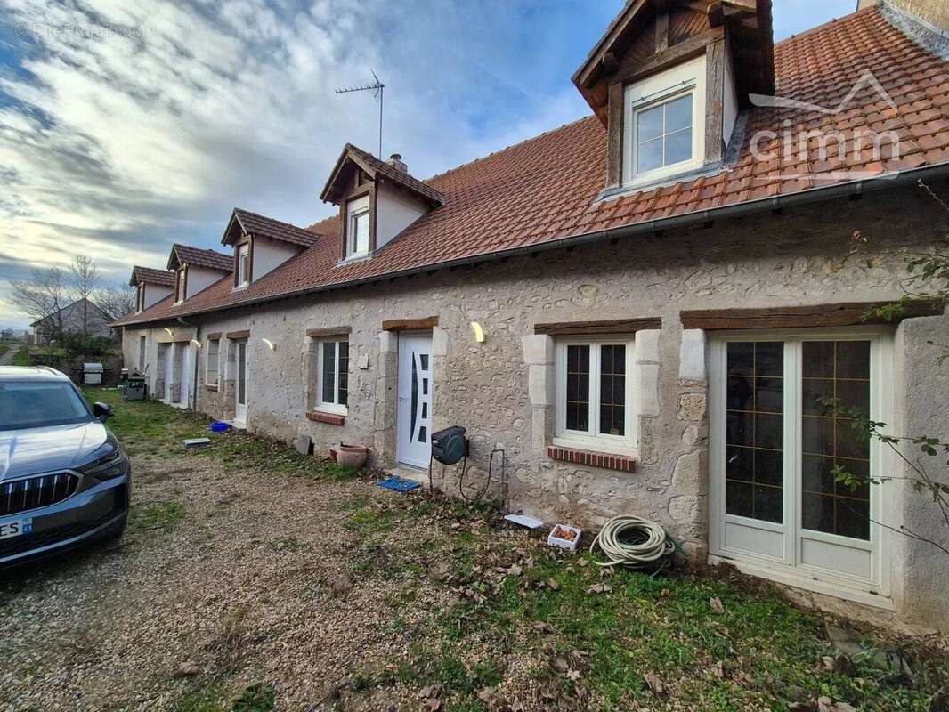 Maison de 290 m² avec 6 chambres, cave voûtée et double garage – Menars – Terrain 1 350 m² - photo 13