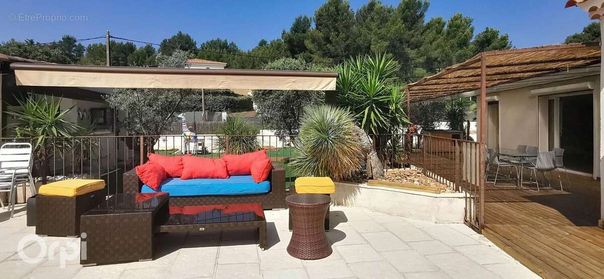 Maison à LA CADIERE-D'AZUR