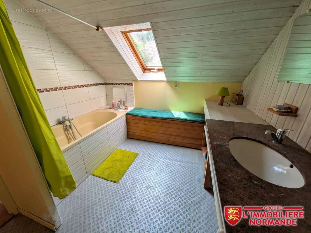 Corps de ferme 7 pièces 182m² - photo 13