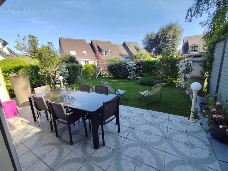 Maison à LA BOUILLE