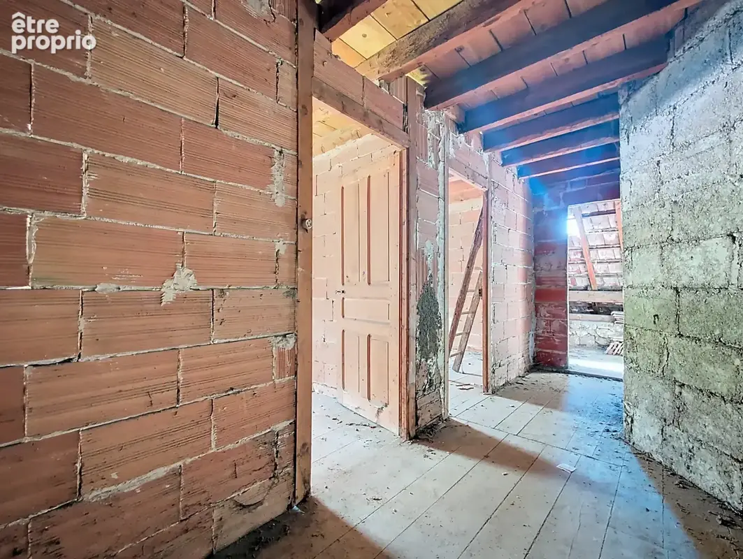Maison de 150 m2 à personnaliser au coeur de Cusy - Jardin et stationnements - photo 13