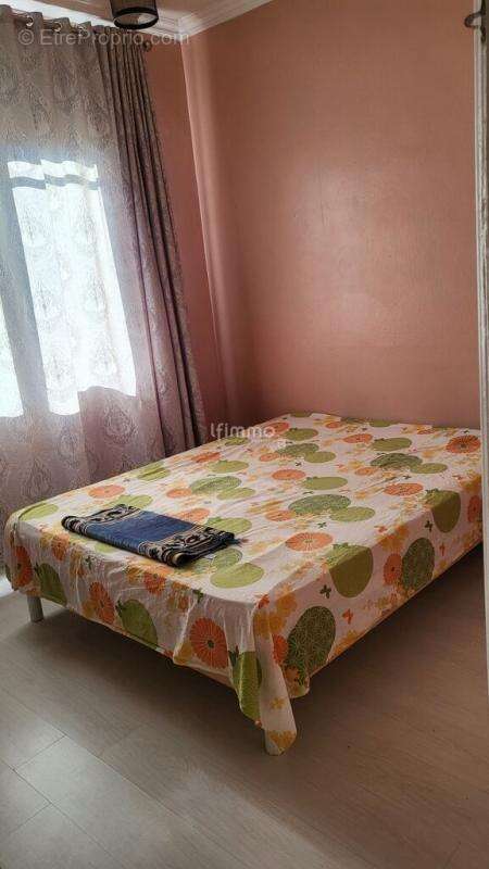 Appartement à MARSEILLE-5E