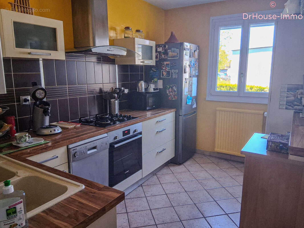 Appartement à SAINT-JEAN-DE-LA-RUELLE