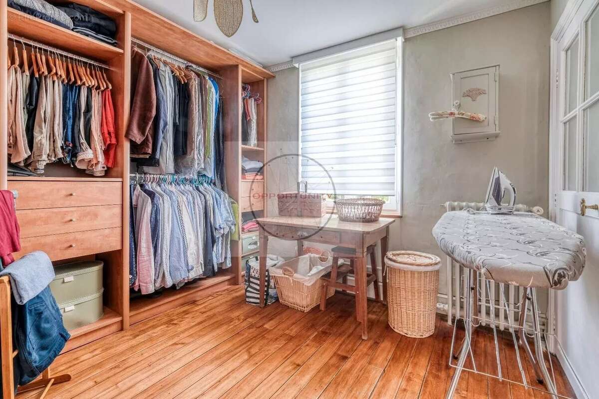 Maison à MONTGE-EN-GOELE