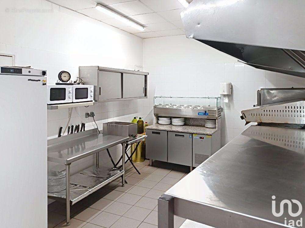 Photo 4 - Commerce à TARARE