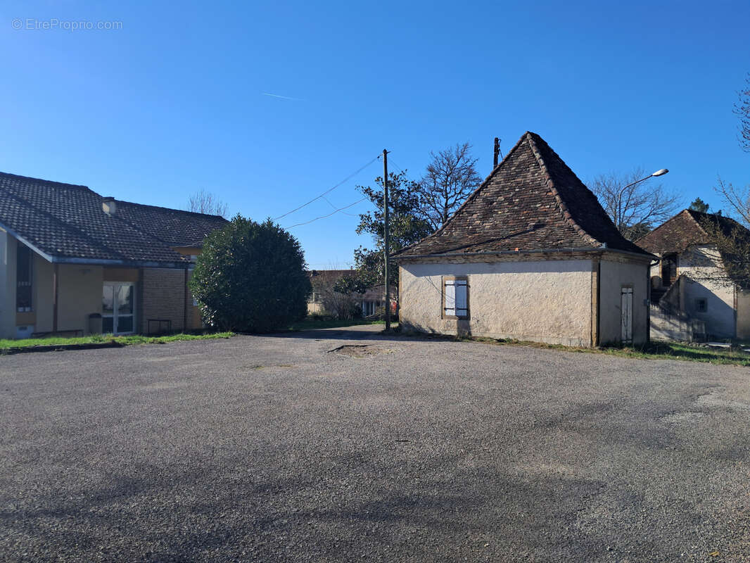 Maison à GAGNAC-SUR-CERE