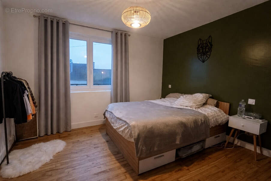 Maison à PLOUGUERNEAU