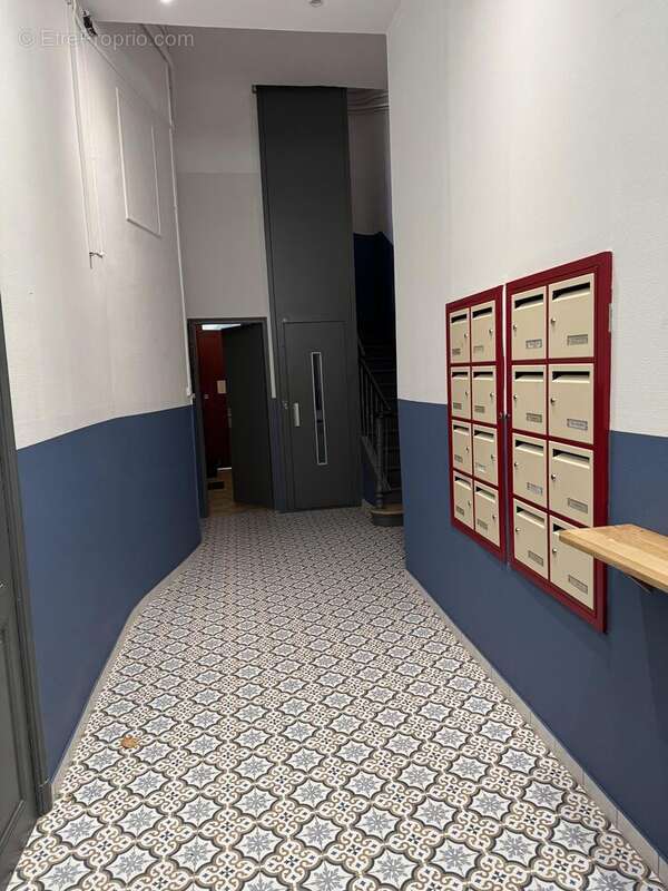 Photo 2 - Appartement à MARSEILLE-2E